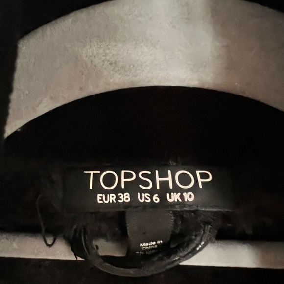 Topshop Black Faux Suede
Shearling Biker Jacket Size 6 - Picture 6 of 10